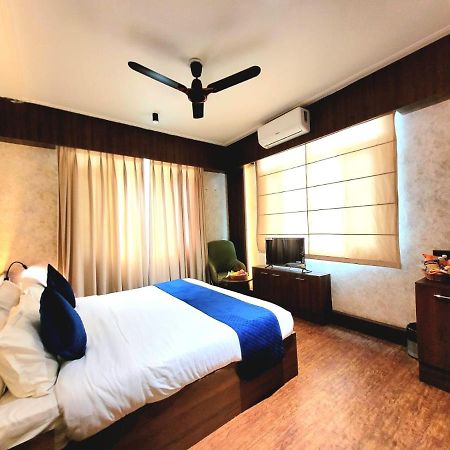 Hotel Royal Plaza Srīnagar 外观 照片